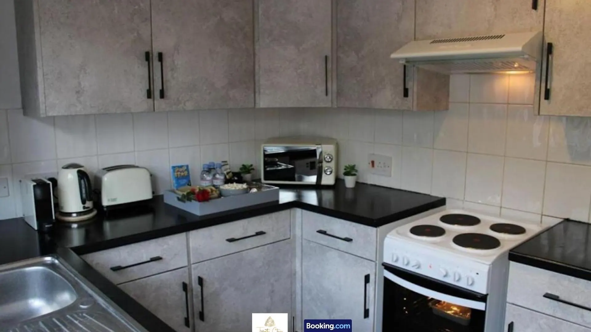 4 Bedroom House With Parking Near City Centre By Trinity Stays Short Lets & Serviced Accommodation Cambridge 0*, Cambridge (Cambridgeshire) United Kingdom
