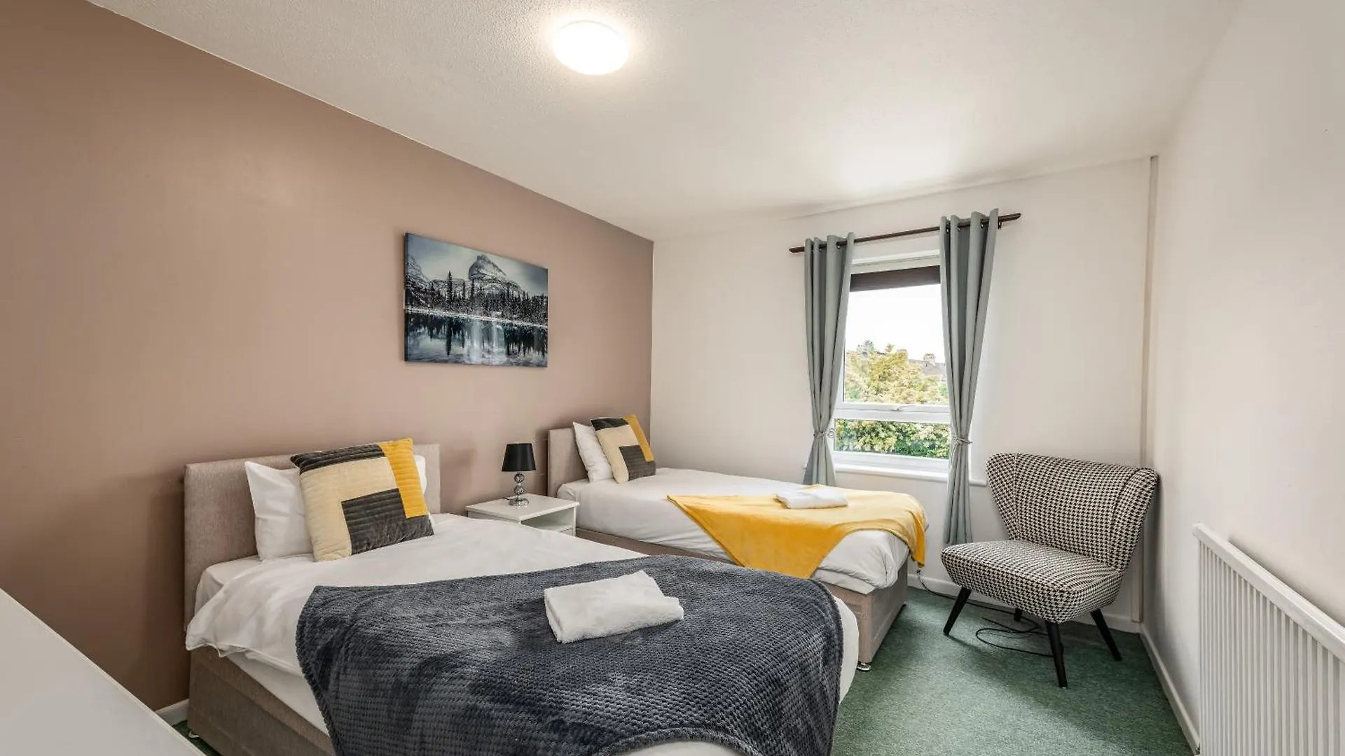 4 Bedroom House With Parking Near City Centre By Trinity Stays Short Lets & Serviced Accommodation Cambridge